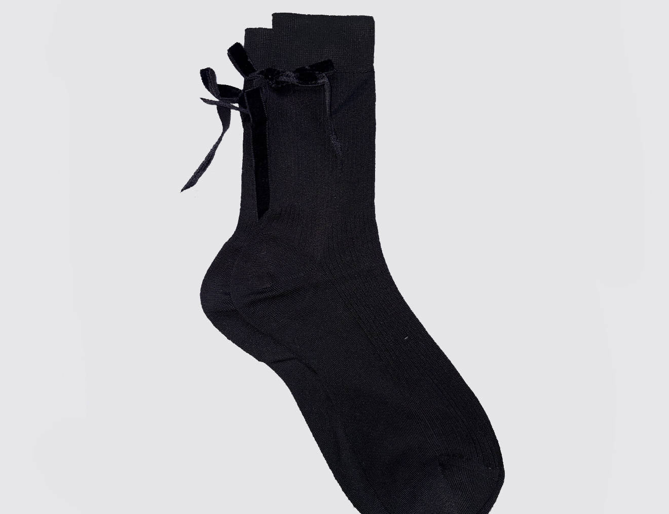 One Ribbed Velvet Bow