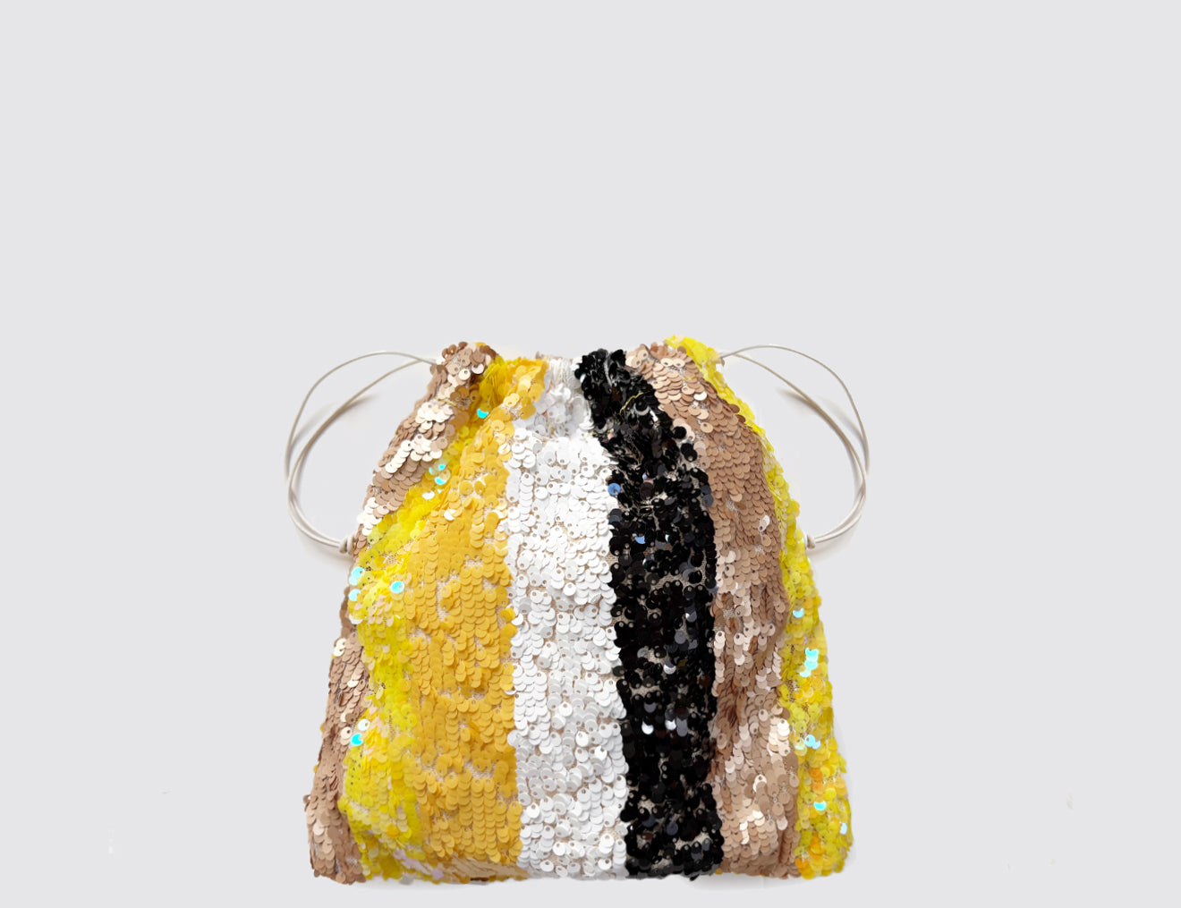 Pia Pouch