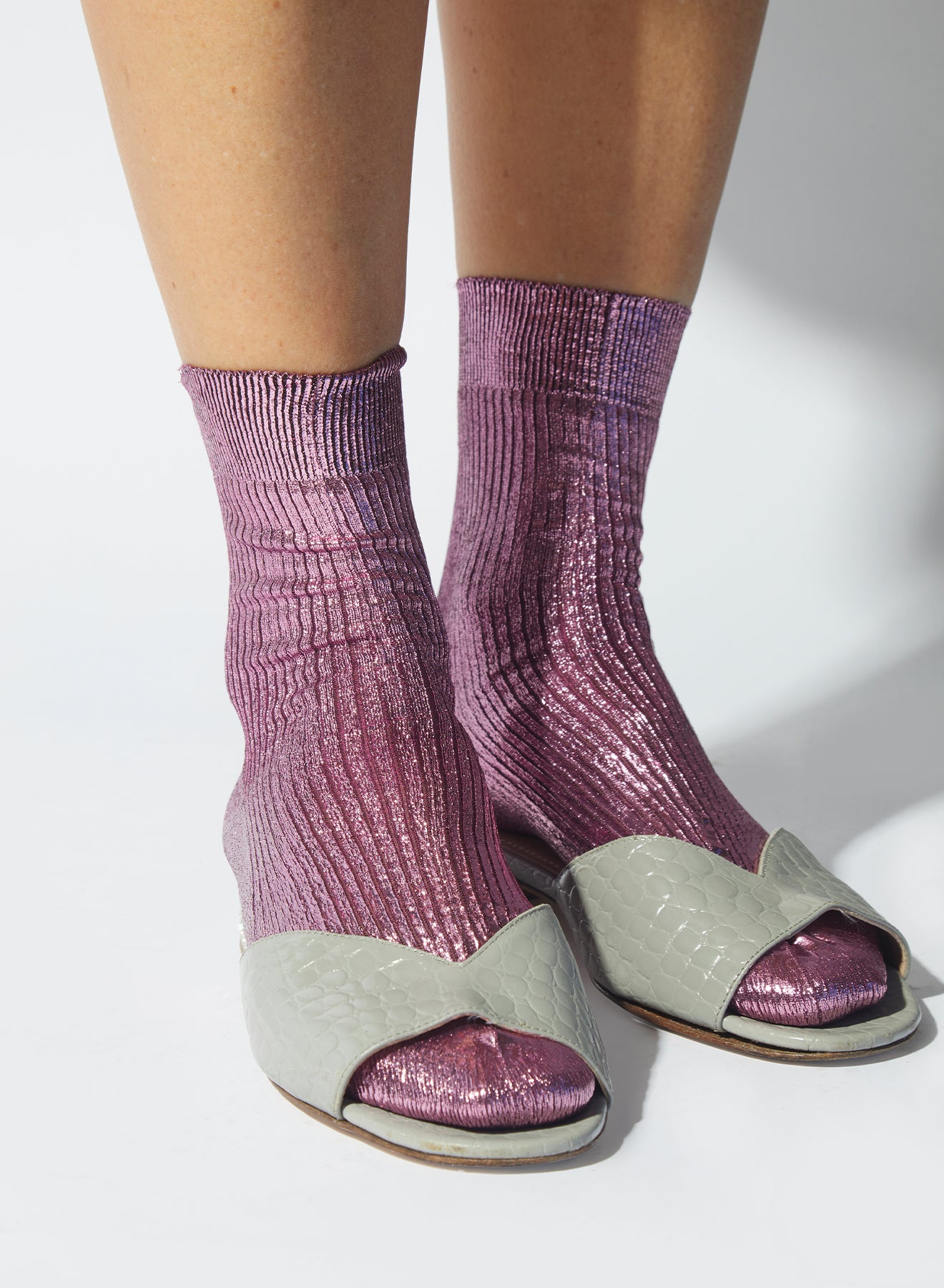One Ribbed Laminated – Silk Metallic Socks | Maria La Rosa – MARIA